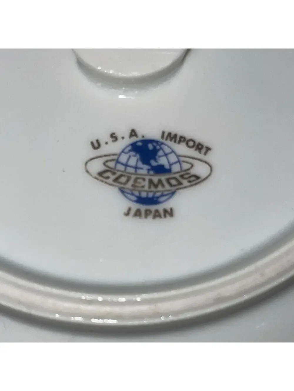 Vintage Cosmos Japan 4-piece 5” Porcelain Saucer & 7” Plate Victorian Gold Set